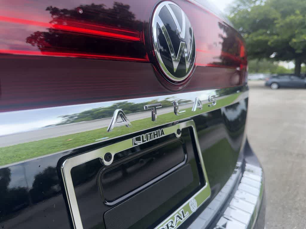 2026 Volkswagen Atlas 2.0T SE