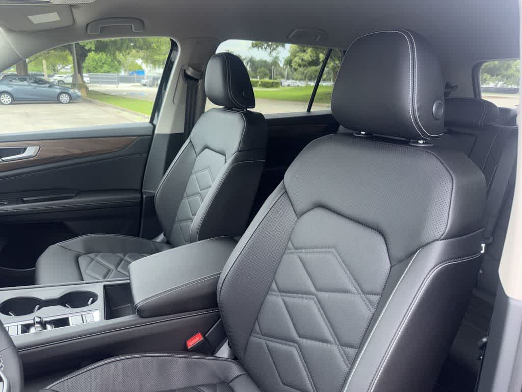 2026 Volkswagen Atlas 2.0T SE