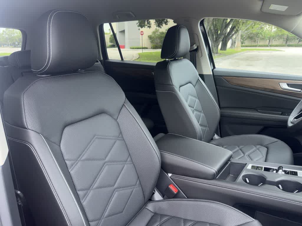 2026 Volkswagen Atlas 2.0T SE