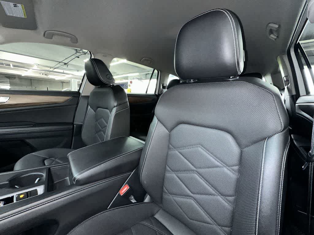 2024 Volkswagen Atlas 2.0T SE