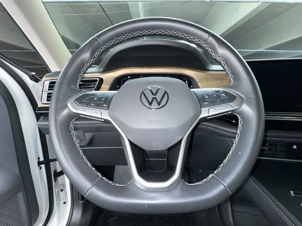 2024 Volkswagen Atlas 2.0T SE