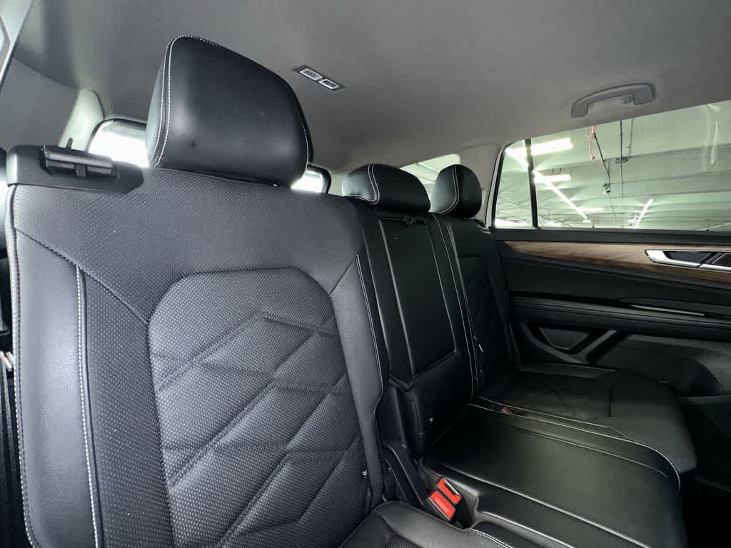 2024 Volkswagen Atlas 2.0T SE