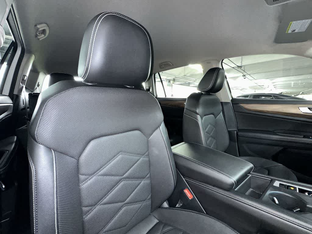 2024 Volkswagen Atlas 2.0T SE