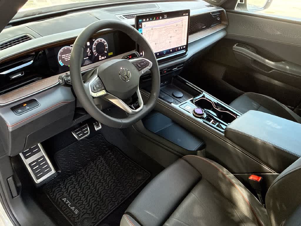 2027 Volkswagen Atlas SEL Premium R-Line