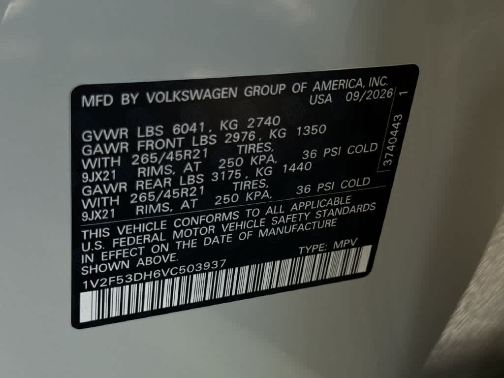 2027 Volkswagen Atlas SEL Premium R-Line