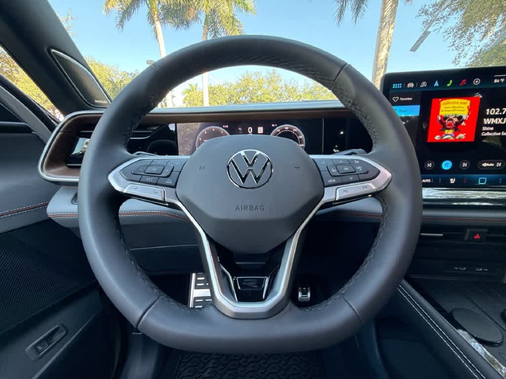 2027 Volkswagen Atlas SEL Premium R-Line