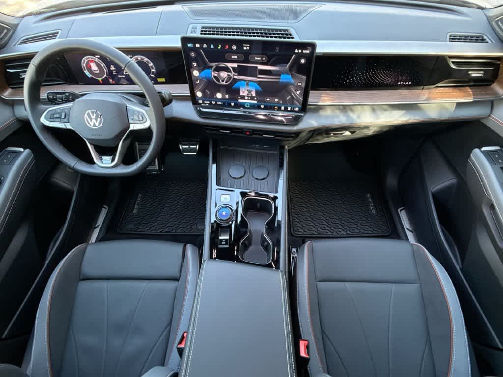 2027 Volkswagen Atlas SEL Premium R-Line
