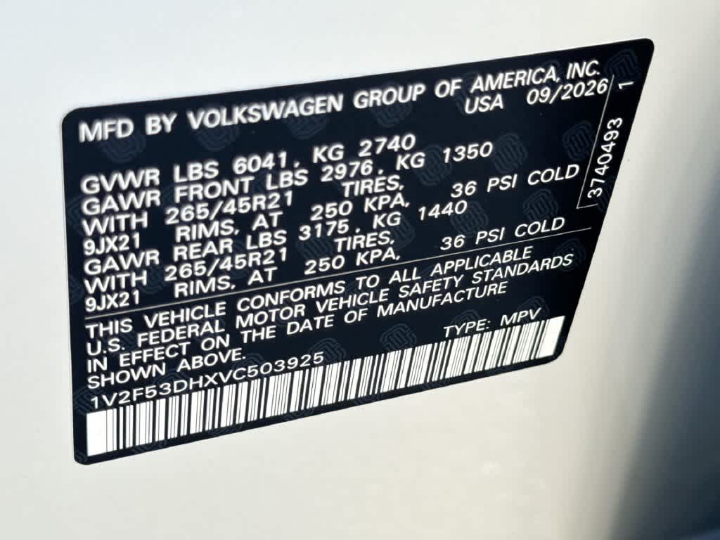 2027 Volkswagen Atlas SEL Premium R-Line