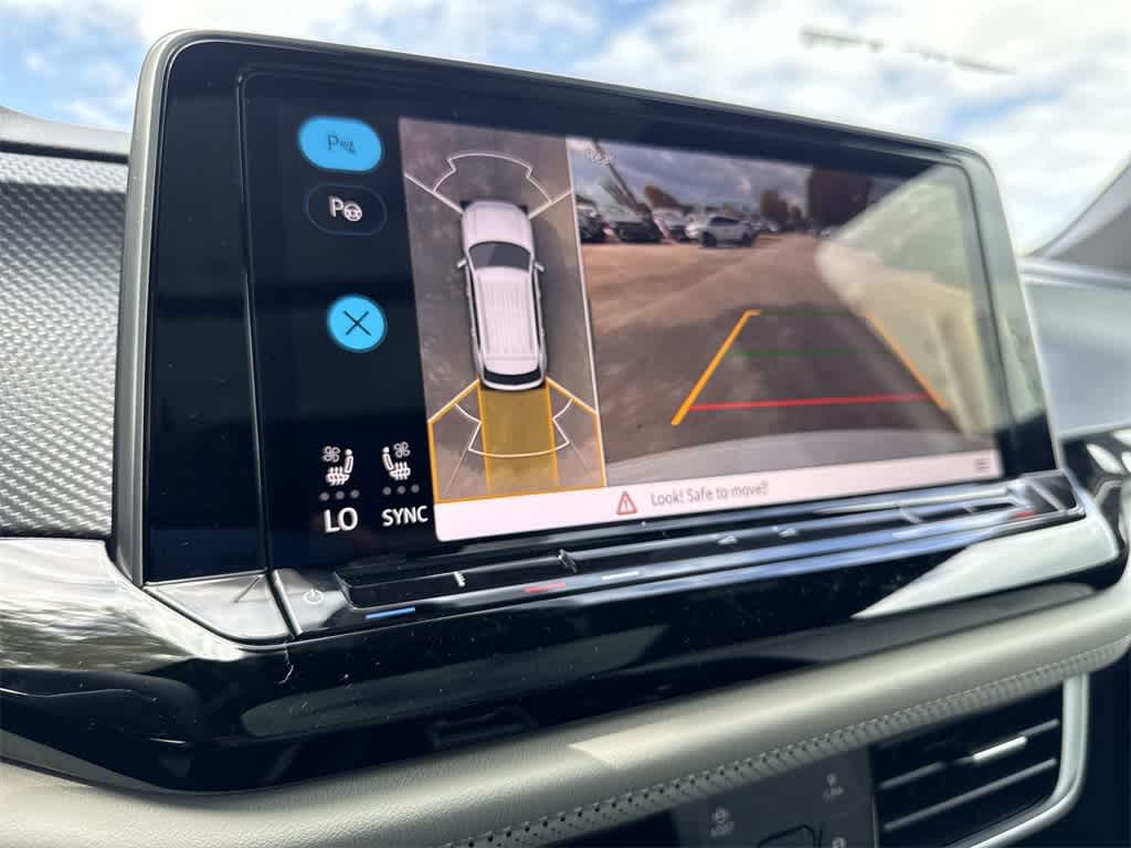 2026 Volkswagen Atlas Cross Sport 2.0T SEL Premium R-Line