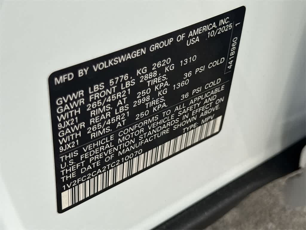 2026 Volkswagen Atlas Cross Sport 2.0T SEL Premium R-Line