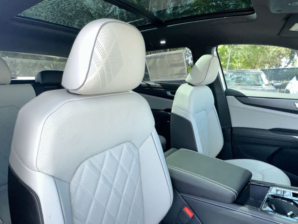 2026 Volkswagen Atlas Cross Sport 2.0T SEL Premium R-Line