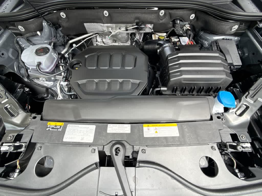 2026 Volkswagen Atlas Cross Sport 2.0T SEL Premium R-Line