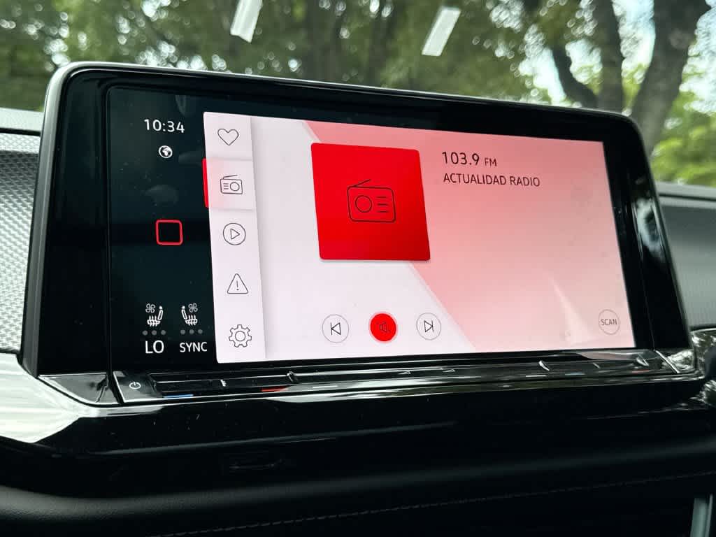 2026 Volkswagen Atlas Cross Sport 2.0T SEL Premium R-Line