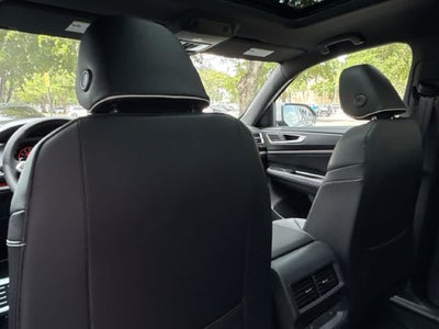 2026 Volkswagen Atlas Cross Sport 2.0T SEL Premium R-Line