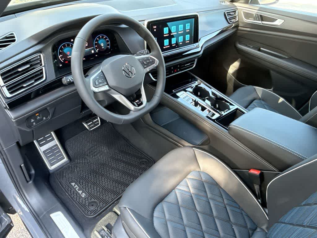 2026 Volkswagen Atlas Cross Sport 2.0T SEL Premium R-Line