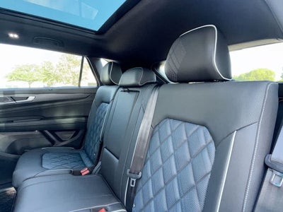 2026 Volkswagen Atlas Cross Sport 2.0T SEL Premium R-Line