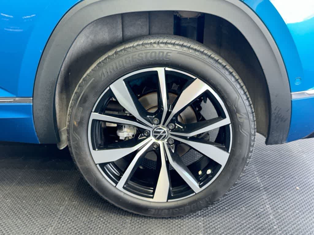 2024 Volkswagen Atlas Cross Sport 2.0T SEL Premium R-Line