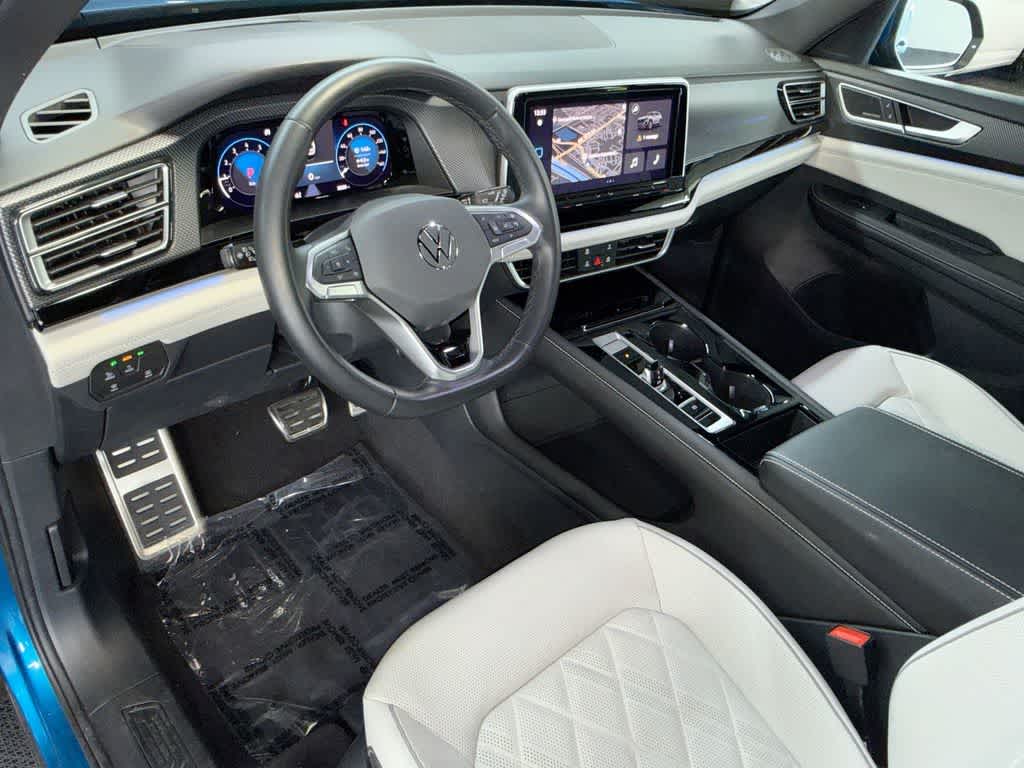 2024 Volkswagen Atlas Cross Sport 2.0T SEL Premium R-Line