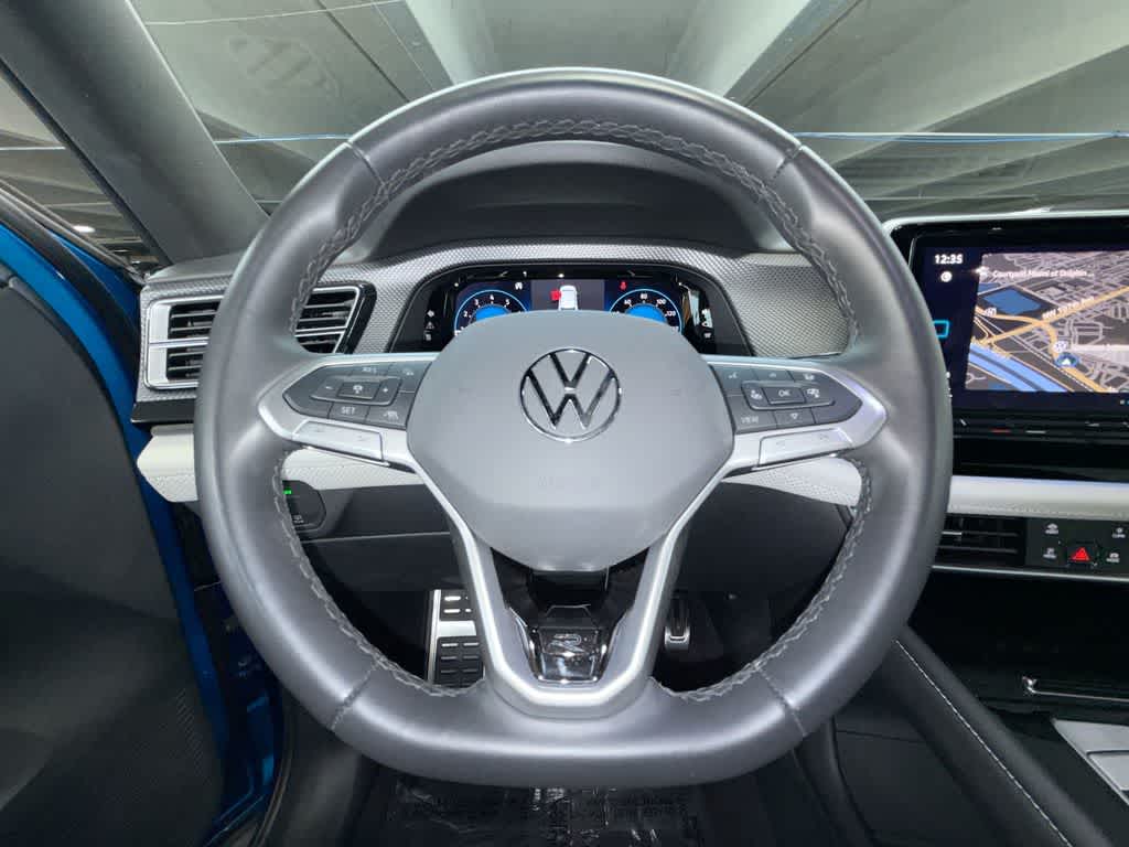 2024 Volkswagen Atlas Cross Sport 2.0T SEL Premium R-Line