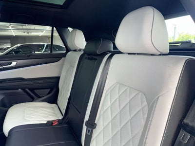 2024 Volkswagen Atlas Cross Sport 2.0T SEL Premium R-Line
