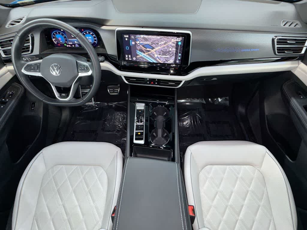 2024 Volkswagen Atlas Cross Sport 2.0T SEL Premium R-Line