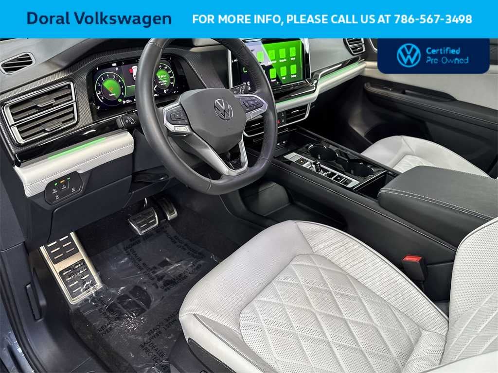 2025 Volkswagen Atlas Cross Sport 2.0T SEL Premium R-Line