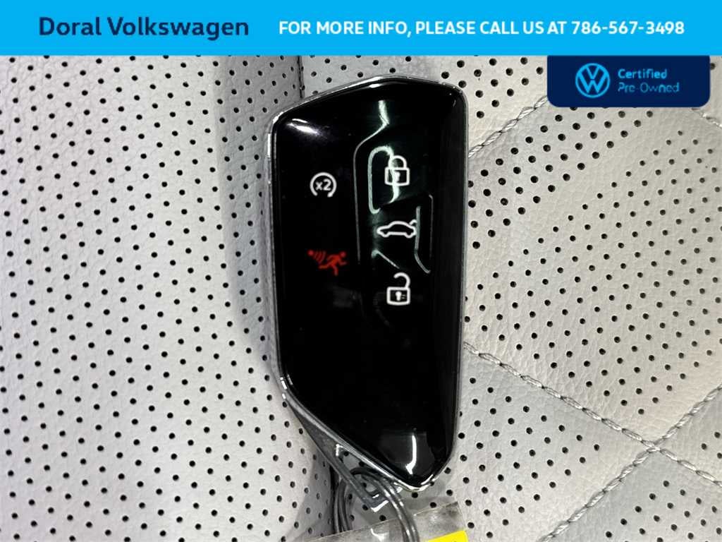 2025 Volkswagen Atlas Cross Sport 2.0T SEL Premium R-Line