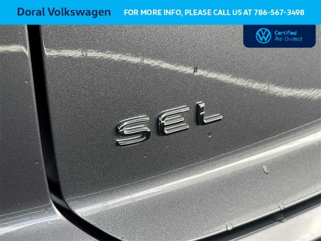 2025 Volkswagen Atlas Cross Sport 2.0T SEL Premium R-Line