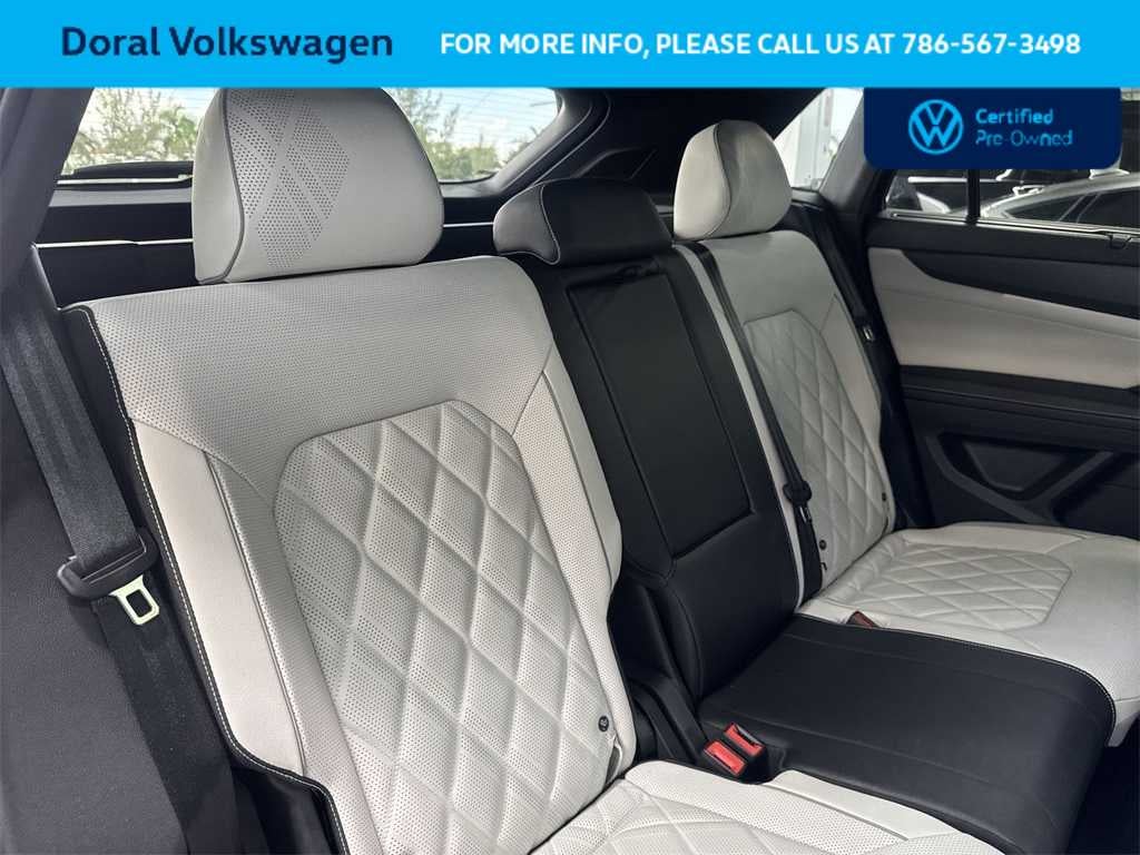 2025 Volkswagen Atlas Cross Sport 2.0T SEL Premium R-Line
