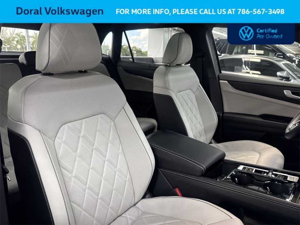 2025 Volkswagen Atlas Cross Sport 2.0T SEL Premium R-Line