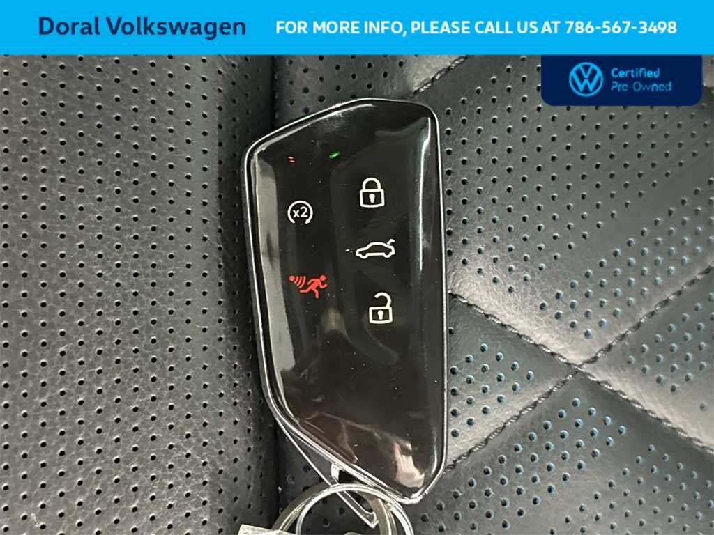 2024 Volkswagen Atlas Cross Sport 2.0T SEL Premium R-Line