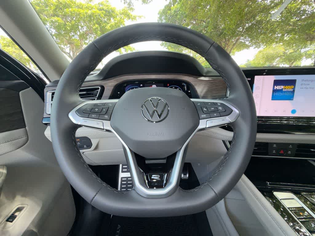 2026 Volkswagen Atlas 2.0T SEL Premium R-Line