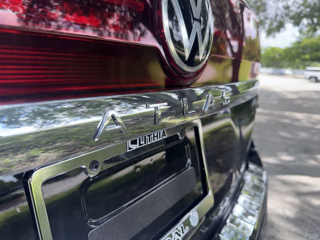 2026 Volkswagen Atlas 2.0T SEL Premium R-Line