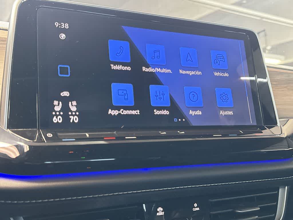 2024 Volkswagen Atlas 2.0T SEL Premium R-Line