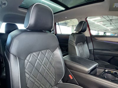 2024 Volkswagen Atlas 2.0T SEL Premium R-Line