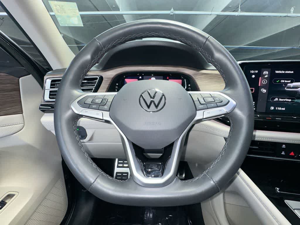 2025 Volkswagen Atlas 2.0T SEL Premium R-Line
