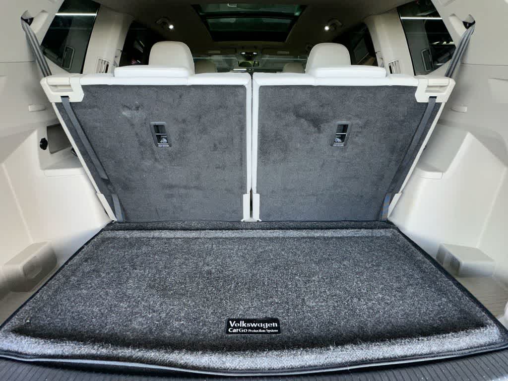 2025 Volkswagen Atlas 2.0T SEL Premium R-Line