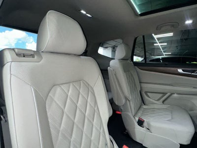 2025 Volkswagen Atlas 2.0T SEL Premium R-Line