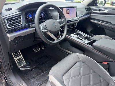 2024 Volkswagen Atlas 2.0T Peak Edition SEL