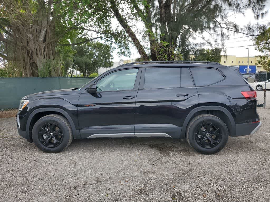 2024 Volkswagen Atlas 2.0T Peak Edition SEL