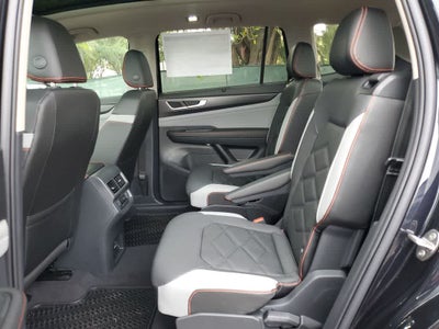 2024 Volkswagen Atlas 2.0T Peak Edition SEL