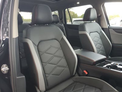 2024 Volkswagen Atlas 2.0T Peak Edition SEL