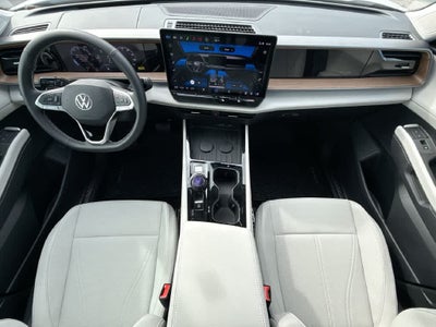2027 Volkswagen Atlas SE w/Technology