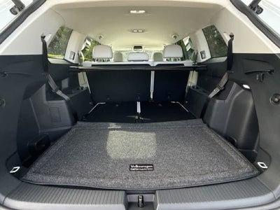 2027 Volkswagen Atlas SE w/Technology