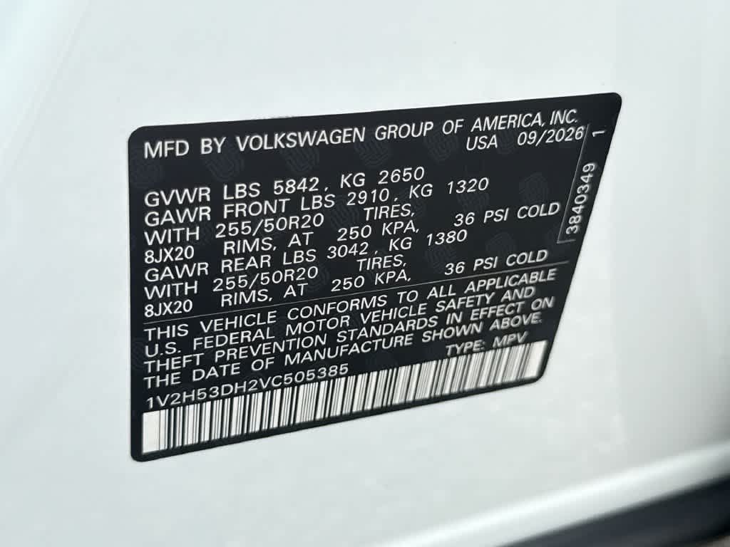 2027 Volkswagen Atlas SE w/Technology