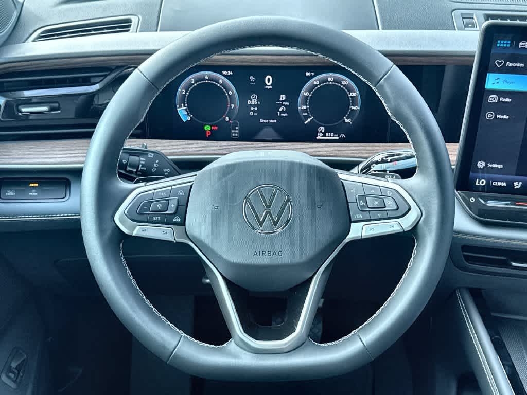 2027 Volkswagen Atlas SE w/Technology