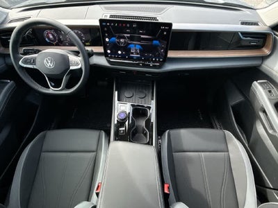 2027 Volkswagen Atlas SE w/Technology
