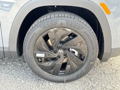 2027 Volkswagen Atlas SE w/Technology