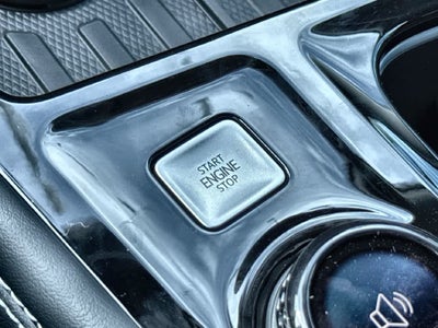 2027 Volkswagen Atlas SE w/Technology