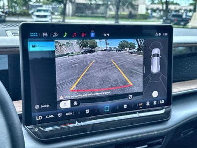 2027 Volkswagen Atlas SE w/Technology